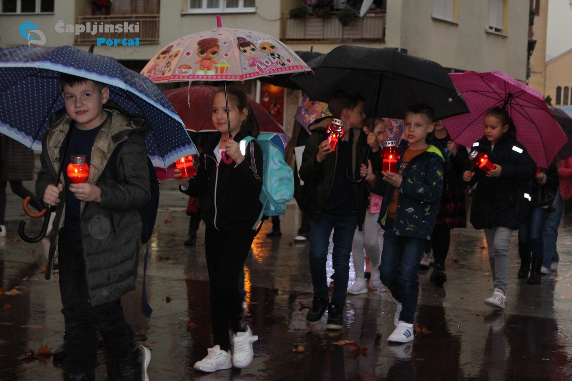 FOTO | Kolonom sjećanja u Čapljini odana počast žrtvama Vukovara