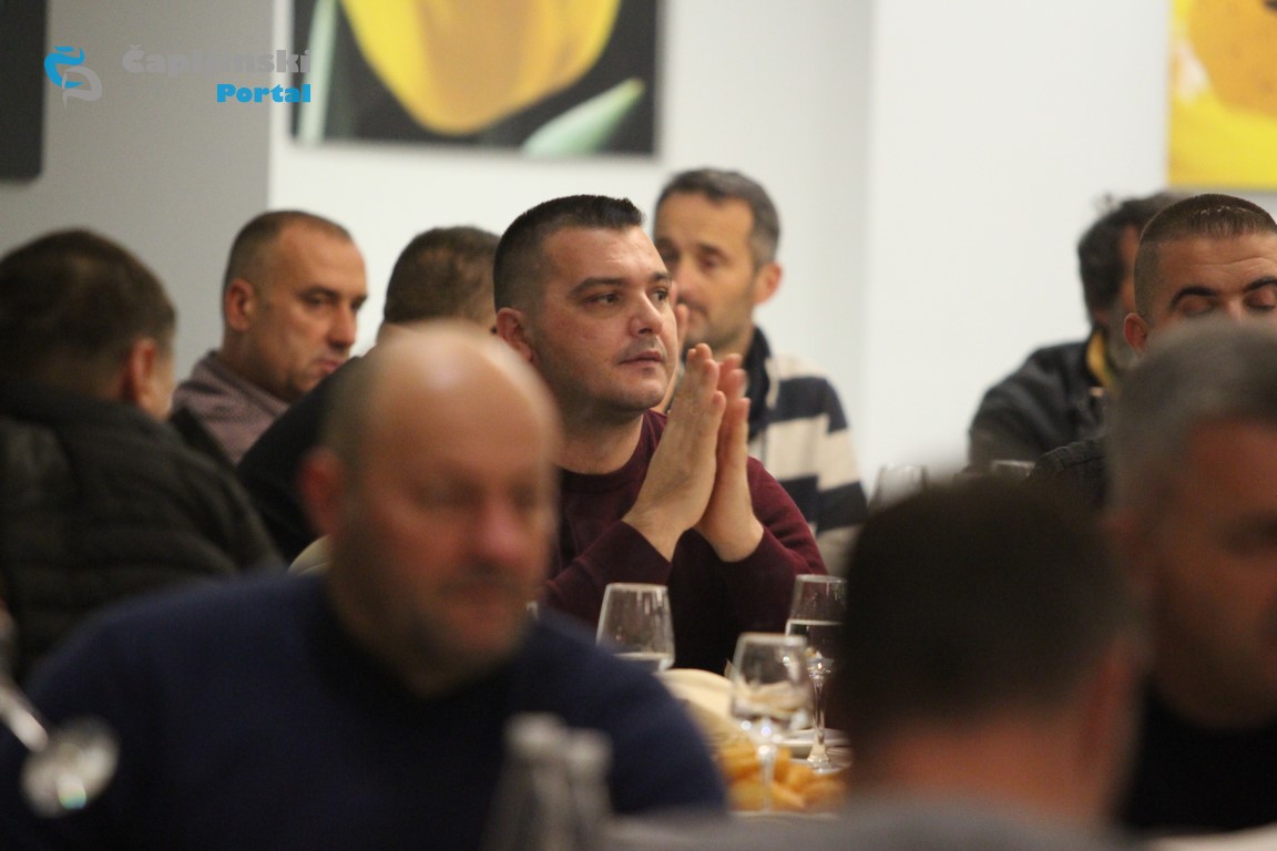 FOTO | Održana donatorska večer HNK ”Višići”: Veliki broj okupljenih podržao rad kluba