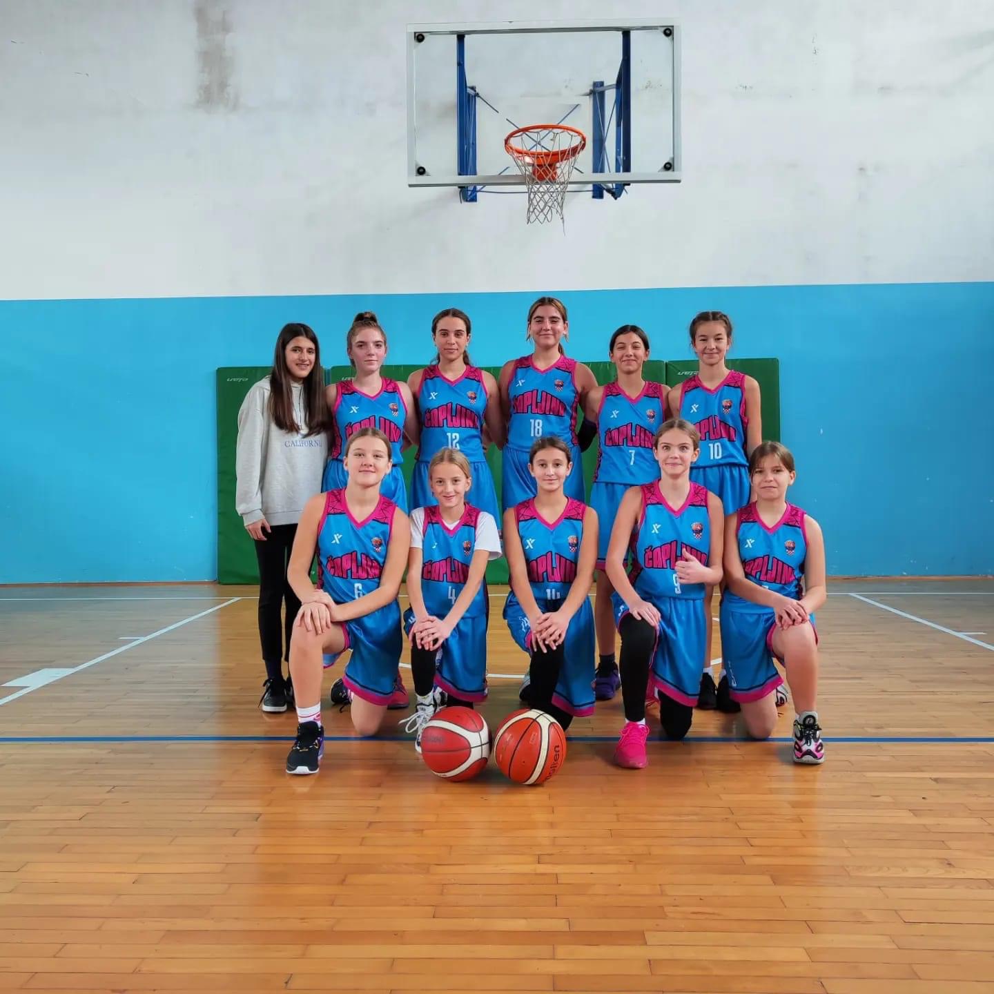 FOTO | Neumske košarkašice nastupile na Božićnom turniru