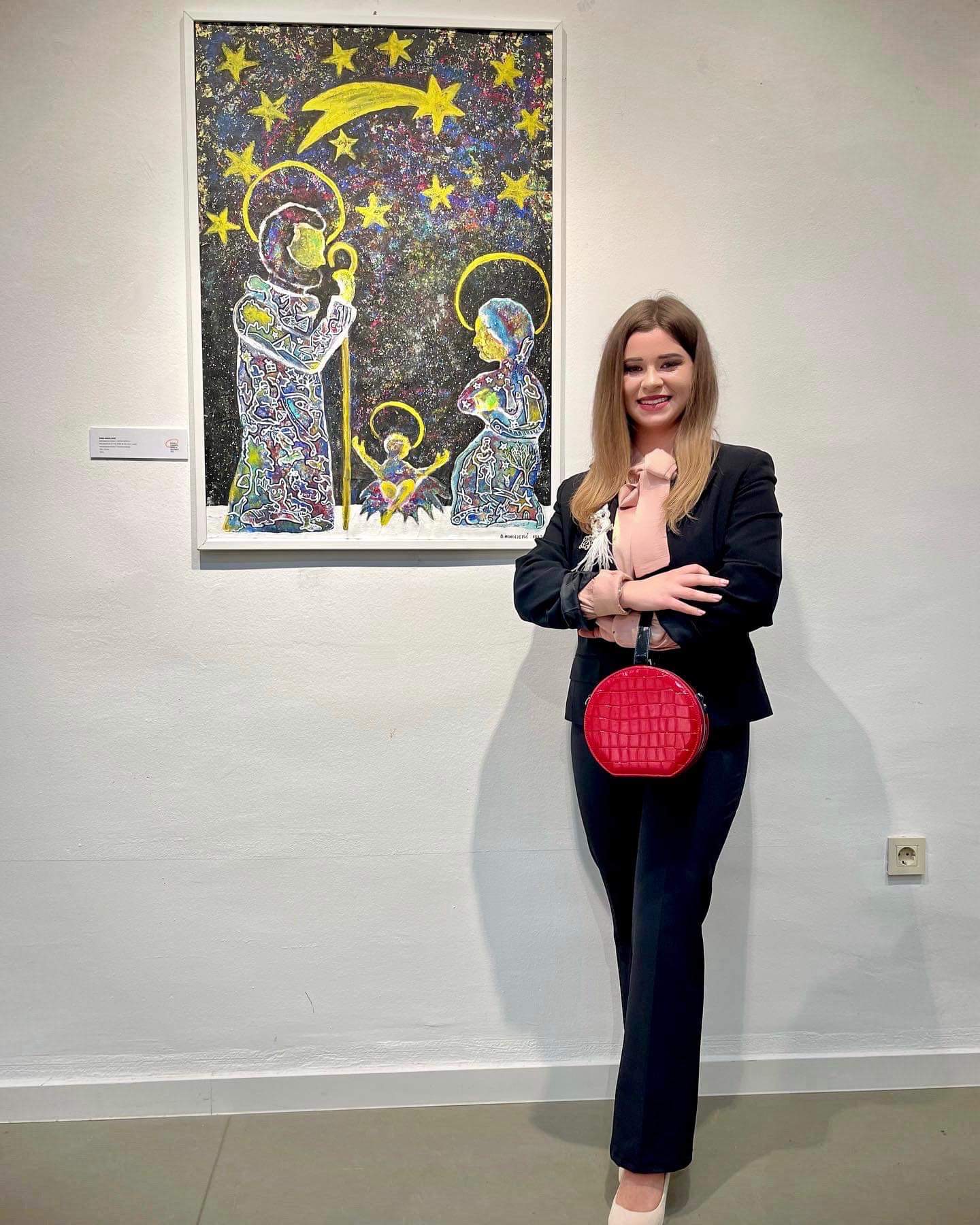 FOTO | Akademska slikarica i profesorica likovne umjetnosti Dora Miholjević sudjelovala na 1. Bijenalu suvremene sakralne umjetnosti u Širokom Brijegu