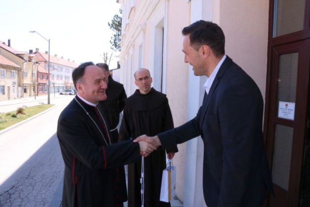 biskup palić se susreo s predstavnicima općine tomislavgrad (foto)