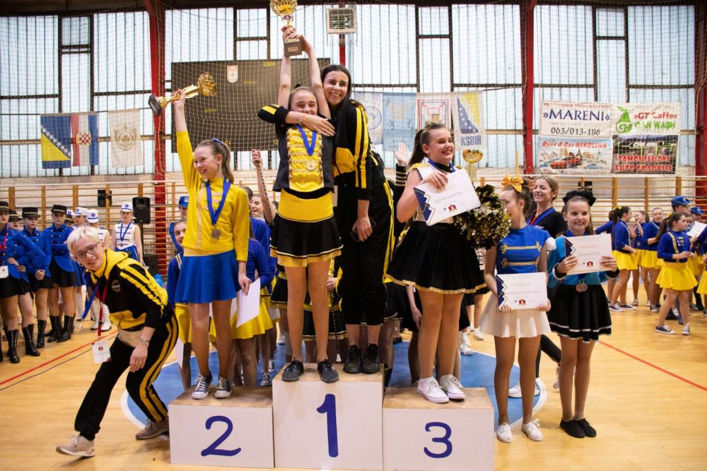 Mostarske mažoretkinje briljirale na državnom prvenstvu Nacionalnog mažoret saveza
