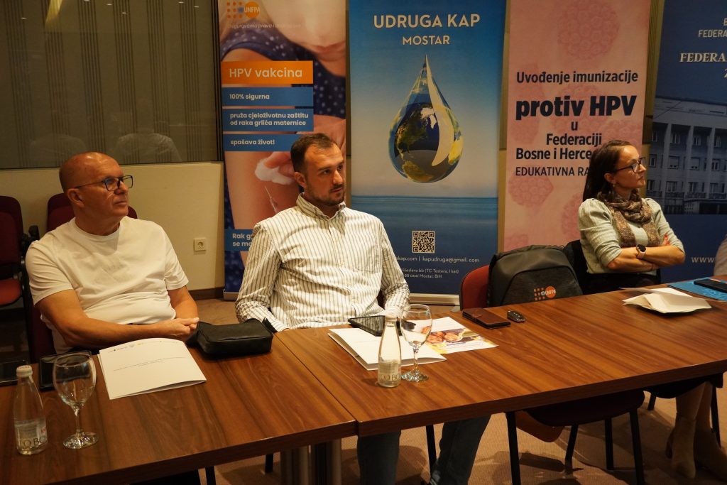 foto/video: edukativna radionica o uvođenju imunizacije protiv hpv u federaciji bosne i hercegovine održana u livnu