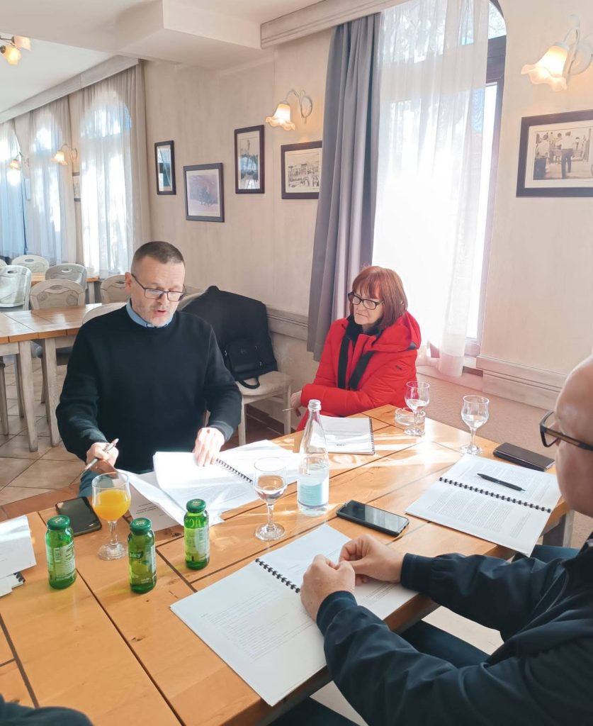 U Grudama, Posušju, Ljubuškom i Širokom održani sastanci o korupciji pri zapošljavanju U Grudama, Posušju, Ljubuškom i Širokom održani sastanci o korupciji pri zapošljavanju