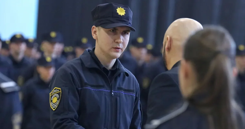FOTO: POLICIJSKA AKADEMIJA FBiH dobila 296 novih policajaca, među njima i 12 iz Tomislavgrada