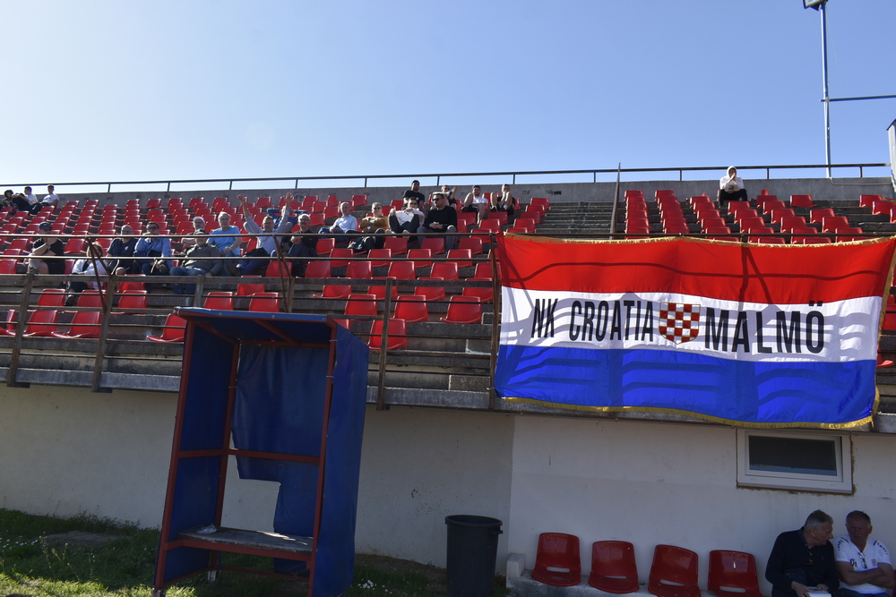 Nogometaši Croatie iz Malmöa posljednji dan priprema u Ljubuškom svladali istoimenog domaćina 3:0